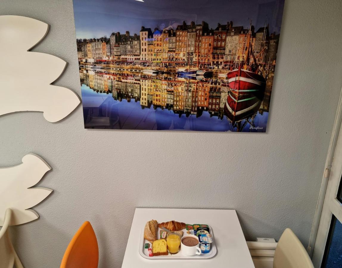 Premiere Classe Honfleur La Rivière-Saint-Sauveur Exteriér fotografie