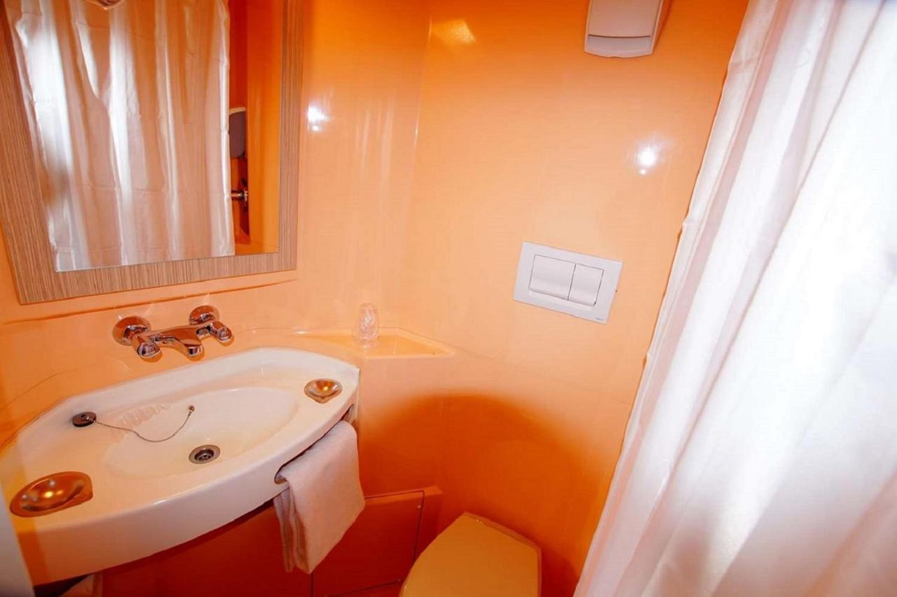 Premiere Classe Honfleur La Rivière-Saint-Sauveur Exteriér fotografie